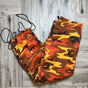ROTHCO COLOR CAMO TACTICAL BDU PANTS SAVAGE ORANGE CAMO SIZE XS